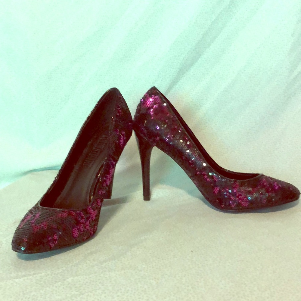 Fabulous Colin Stuart deep purple sequin heels!